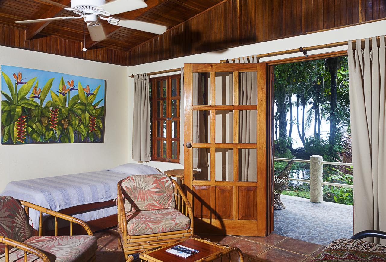 دومينيكال Coconut Grove Oceanfront Cottages المظهر الخارجي الصورة